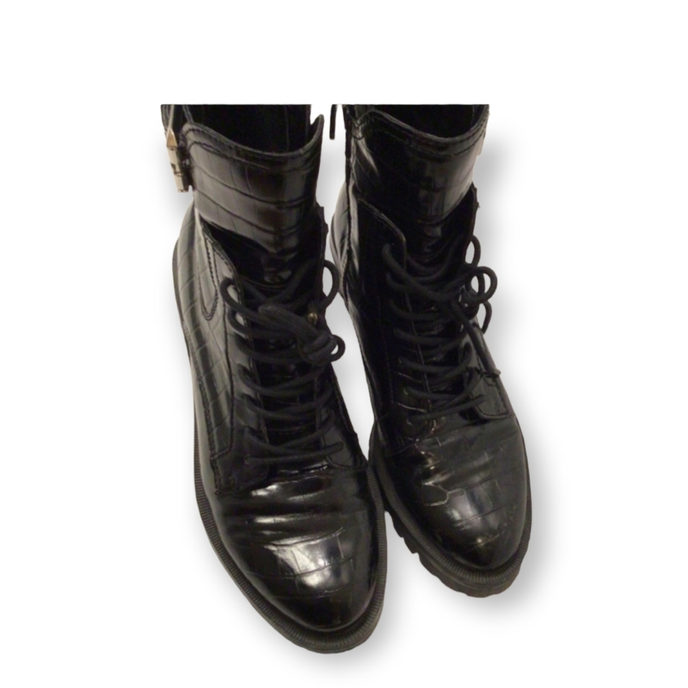 Dolce Vita Paxton Ankle Boots, Size 8
